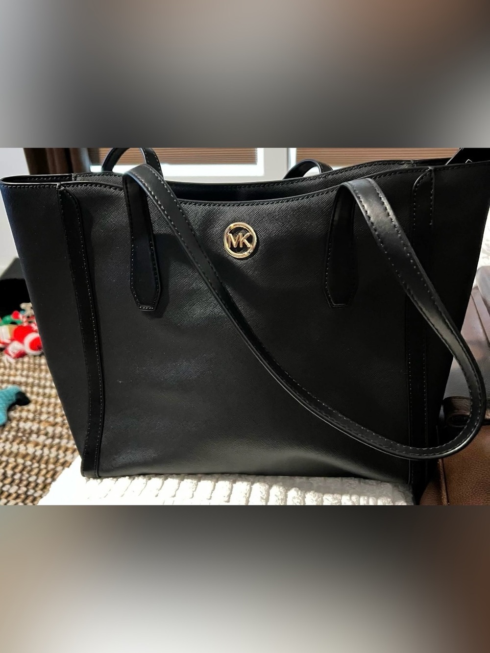 AUTHENTIC MICHAEL KORS BLACK PURSE, LIKE NEW CONDITION, Bin 1